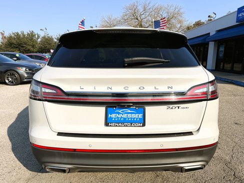 Used 2019 Lincoln Nautilus Reserve image 31