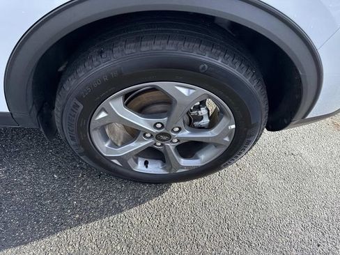 Certified 2025 Ford Escape ST-Line Select image 13