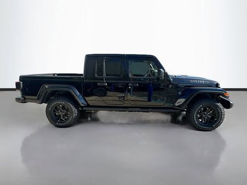 New 2026 Jeep Gladiator Sport AWD/4WD image 5