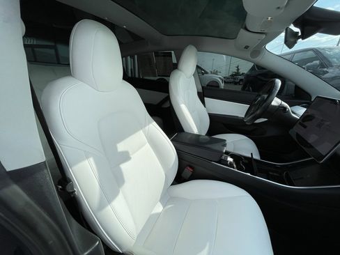 Used 2019 Tesla Model 3 Long Range image 30