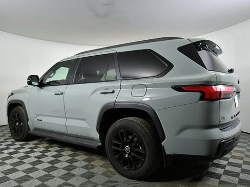 Used 2024 Toyota Sequoia Limited image 14