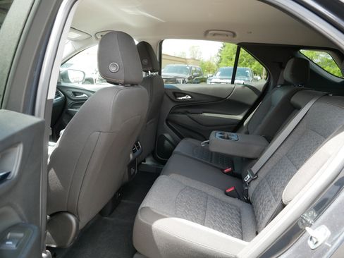 Used 2023 Chevrolet Equinox LT AWD/4WD image 36