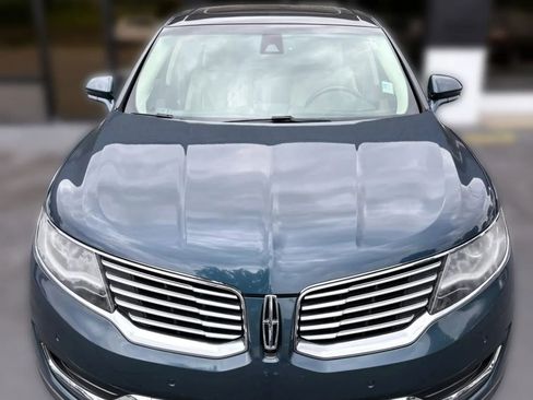 Used 2016 Lincoln MKX Reserve w/ Technology Package AWD/4WD image 9