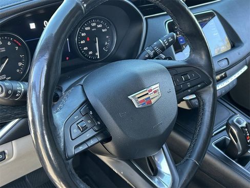 Used 2019 Cadillac XT4 Premium Luxury image 20