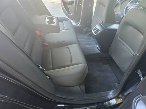 Used 2016 Chevrolet Malibu LT FWD image 29
