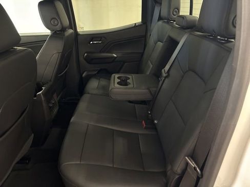 Used 2024 Chevrolet Colorado LT w/ LT Convenience Package III RWD image 32