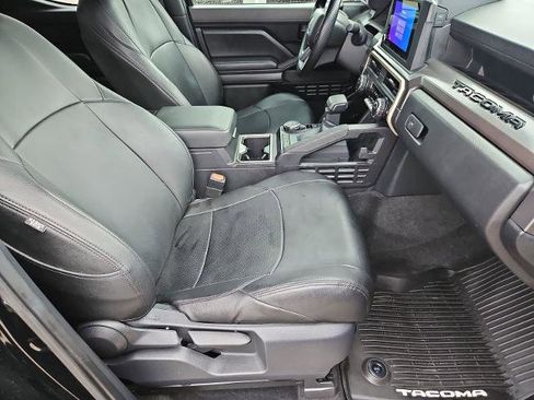 Used 2025 Toyota Tacoma SR5 image 24