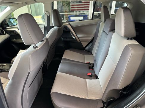 Used 2013 Toyota RAV4 XLE FWD image 24