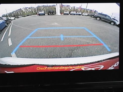 Certified 2024 Toyota Corolla SE image 15