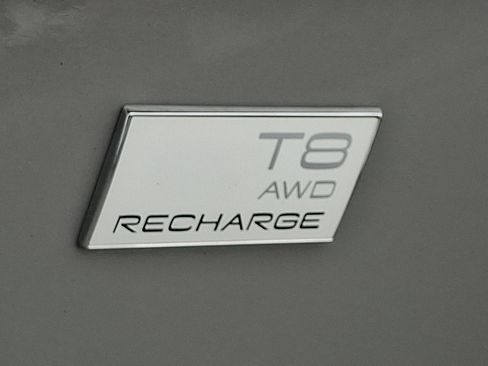 Certified 2023 Volvo XC90 T8 Plus w/ Protection Package Premier image 32