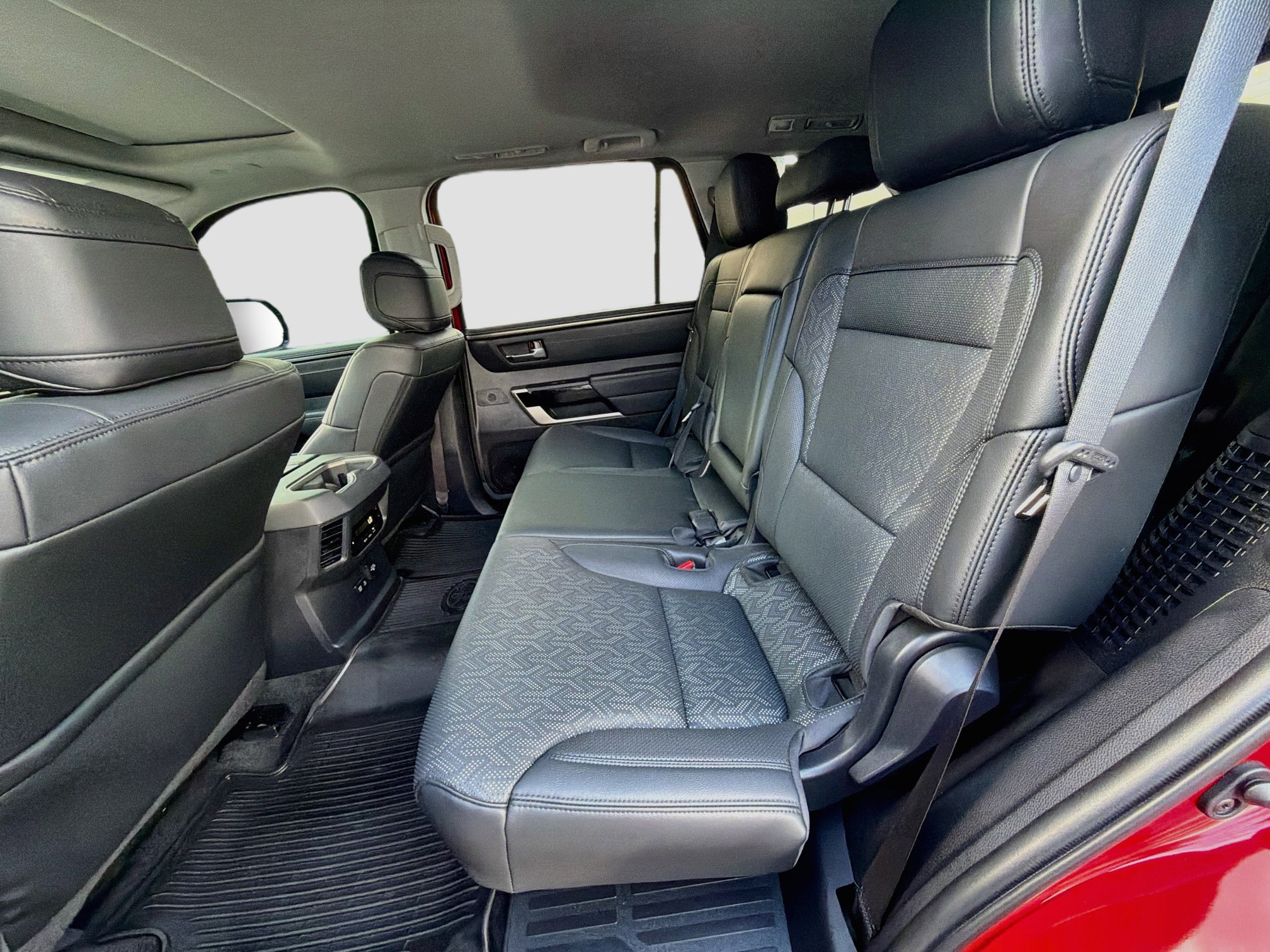 Used 2024 Toyota Sequoia Limited w/ Tow Technology Package AWD/4WD image 23