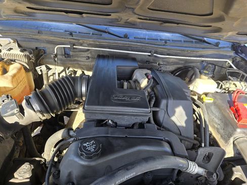 Used 2005 Chevrolet Colorado LS image 26