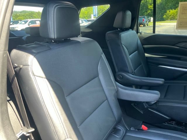Used 2026 Chevrolet Traverse LT AWD/4WD image 23