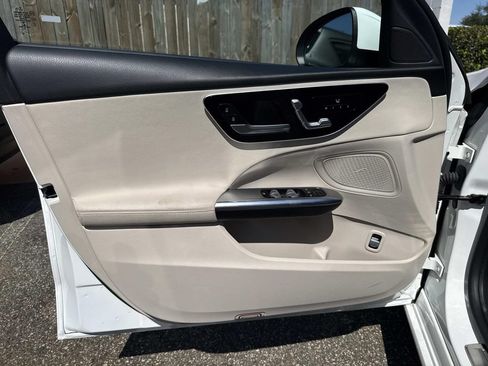 Used 2023 Mercedes-Benz C 300 Sedan image 21