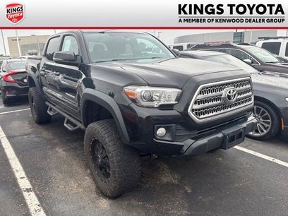 Used 2016 Toyota Tacoma TRD Off-Road w/ Premium & Technology Package