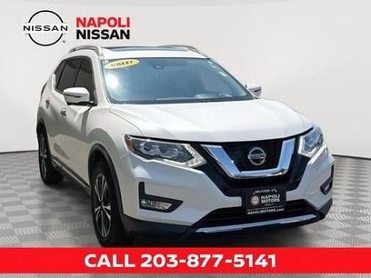 Used 2018 Nissan Rogue SL w/ Premium Package