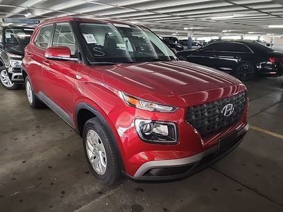 Used 2025 Hyundai Venue SE