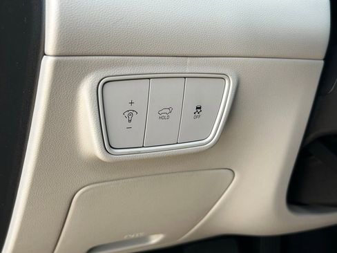 Used 2022 Hyundai Tucson Limited image 21