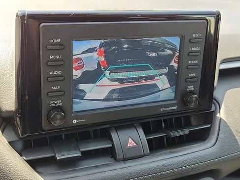Used 2021 Toyota RAV4 XLE FWD image 25