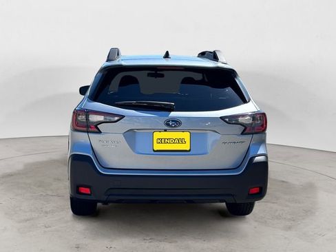 Certified 2025 Subaru Outback Premium AWD/4WD image 4