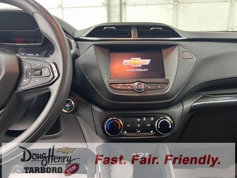 Used 2023 Chevrolet TrailBlazer LT image 44