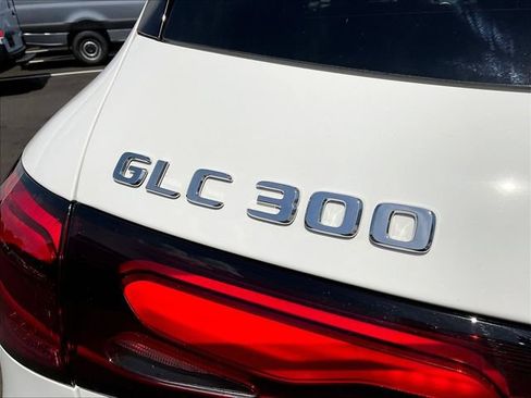 Used 2026 Mercedes-Benz GLC 300 4MATIC image 26