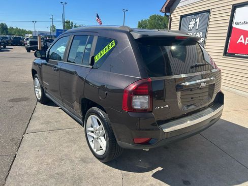Used 2014 Jeep Compass Limited w/ Sun/Sound Group AWD/4WD image 7