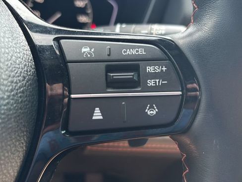 Used 2024 Honda Pilot TrailSport image 24