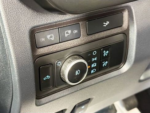 Used 2024 Ford F350 Lariat image 10