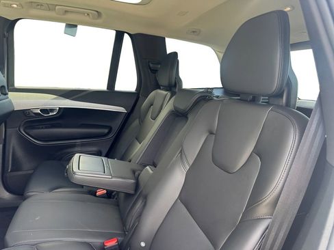 Certified 2025 Volvo XC90 B5 Core w/ Protection Package Premier AWD/4WD image 26