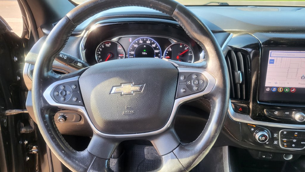 Used 2022 Chevrolet Traverse Premier w/ Redline Edition FWD image 31