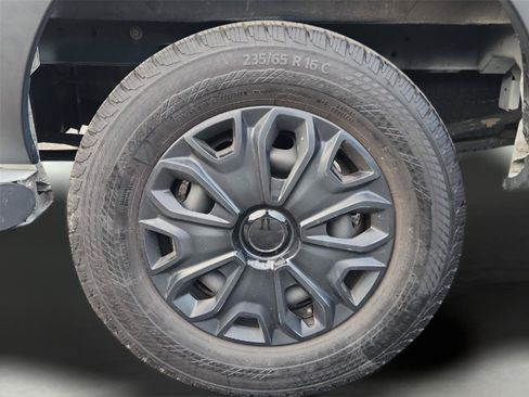 Used 2023 Ford Transit 250 Low Roof w/ Exterior Upgrade Package RWD image 30