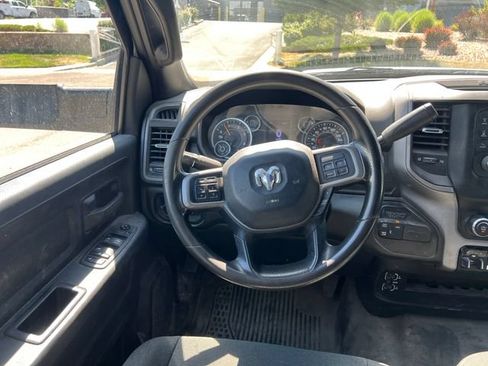 Used 2021 RAM 3500 Tradesman w/ Chrome Appearance Group AWD/4WD image 16