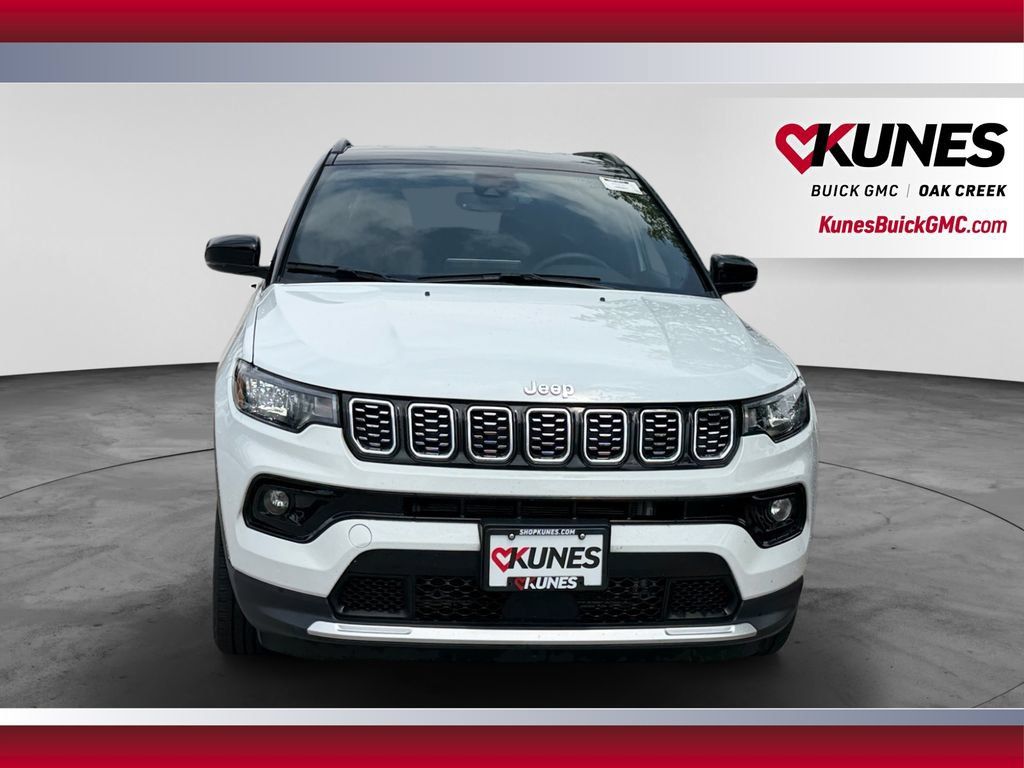 Used 2025 Jeep Compass Limited AWD/4WD image 3