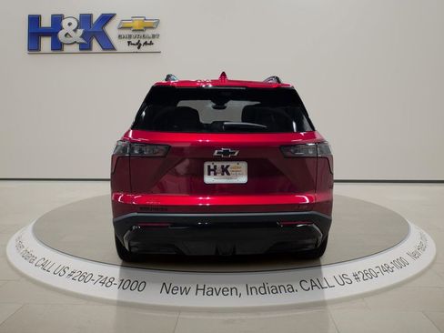 New 2026 Chevrolet Equinox RS w/ Convenience Package III FWD image 5