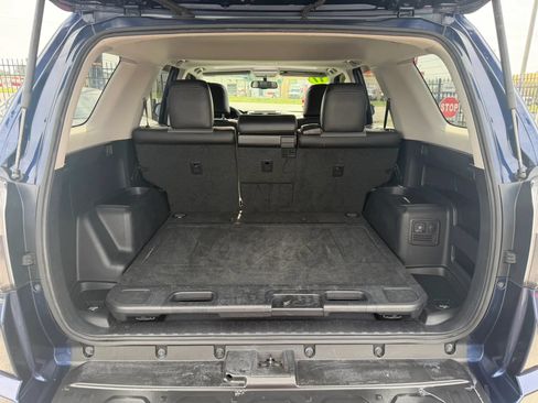 Used 2017 Toyota 4Runner SR5 Premium AWD/4WD image 15