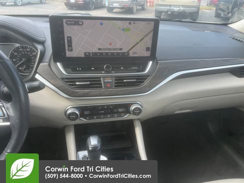 Used 2023 Nissan Altima 2.5 SL image 15