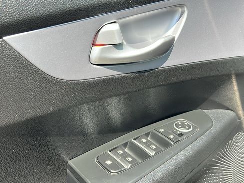 Used 2024 Kia Forte LXS FWD image 14