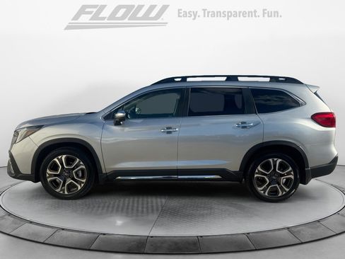Used 2023 Subaru Ascent Touring image 5