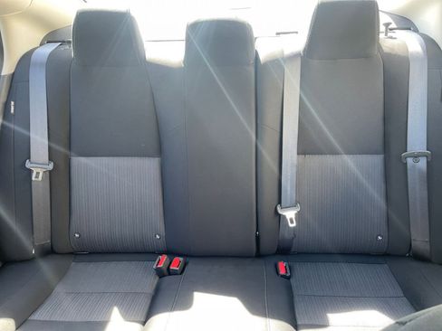 Used 2025 Nissan Sentra SV image 36