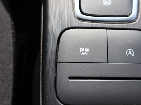 Used 2024 Ford Escape FWD image 23