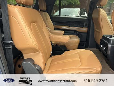 Used 2022 Ford Expedition Max Platinum RWD image 24