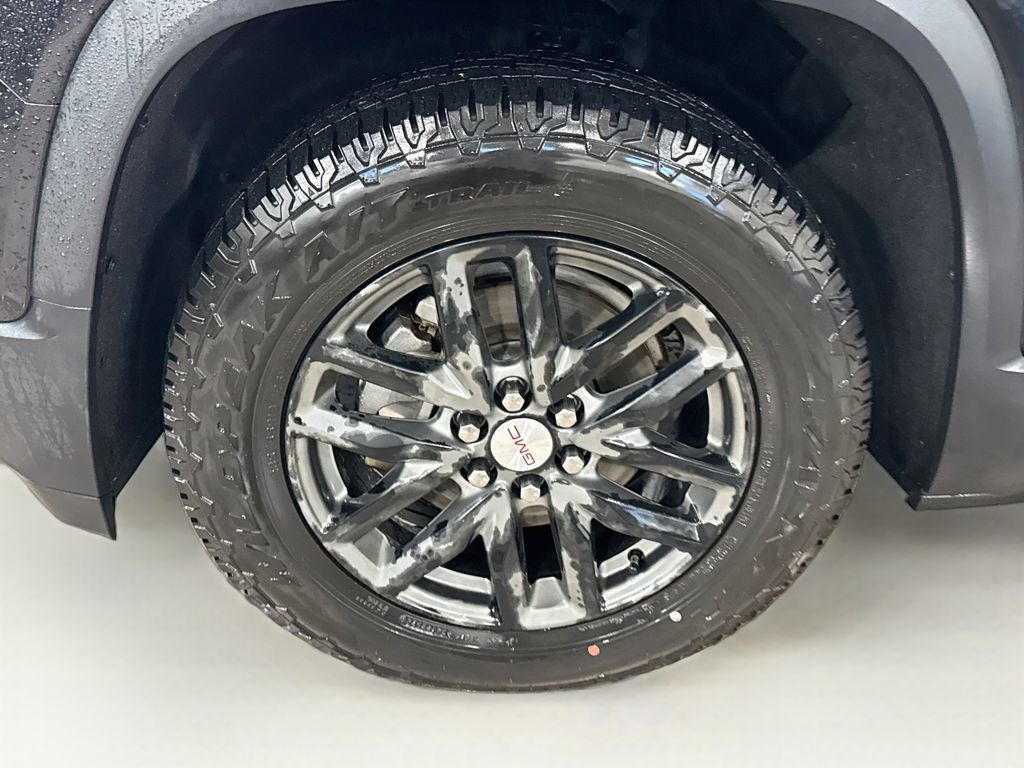 Used 2018 GMC Acadia SLT AWD/4WD image 36