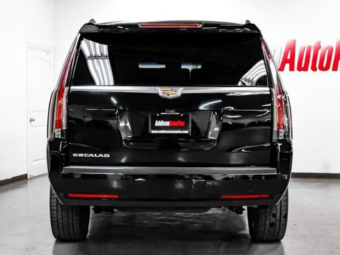 Used 2018 Cadillac Escalade Luxury RWD image 15