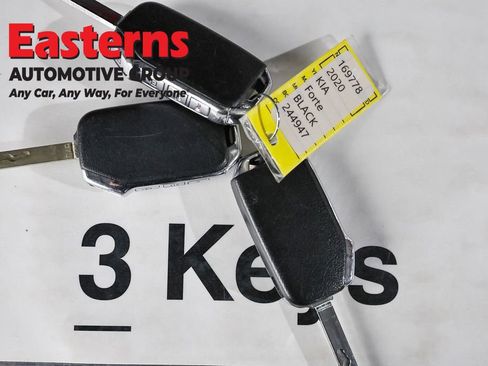 Used 2020 Kia Forte LXS FWD image 24