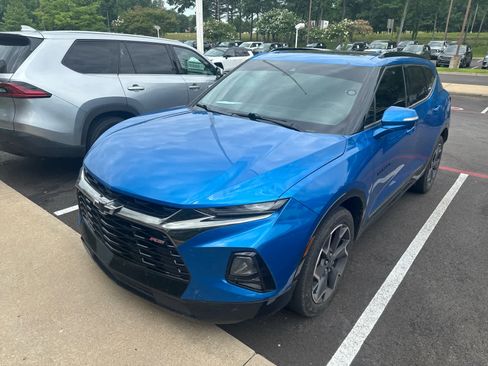 Used 2021 Chevrolet Blazer RS w/ Enhanced Convenience Package FWD image 3