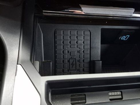 Used 2024 Ford F250 Lariat w/ Lariat Ultimate Package image 31