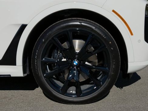 New 2026 BMW X7 xDrive40i w/ M Sport Package image 9