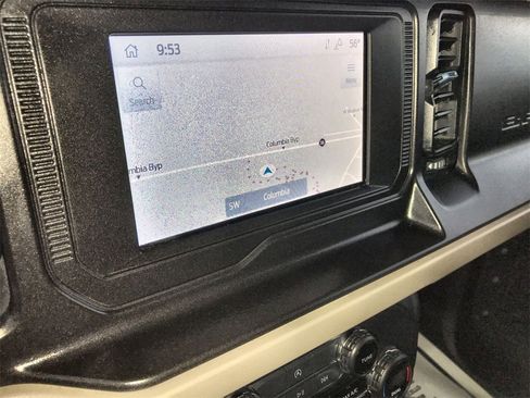 Used 2023 Ford Bronco Wildtrak image 15