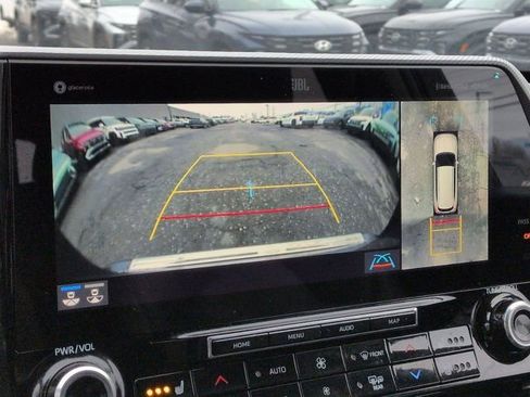 Certified 2020 Toyota Highlander Platinum image 30